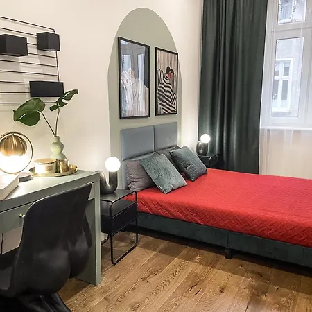 Fiszera 4 Apartman *